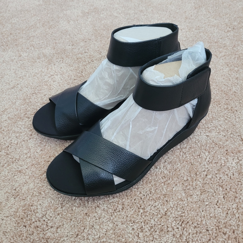 New Naturalizer Riviera 7.5W